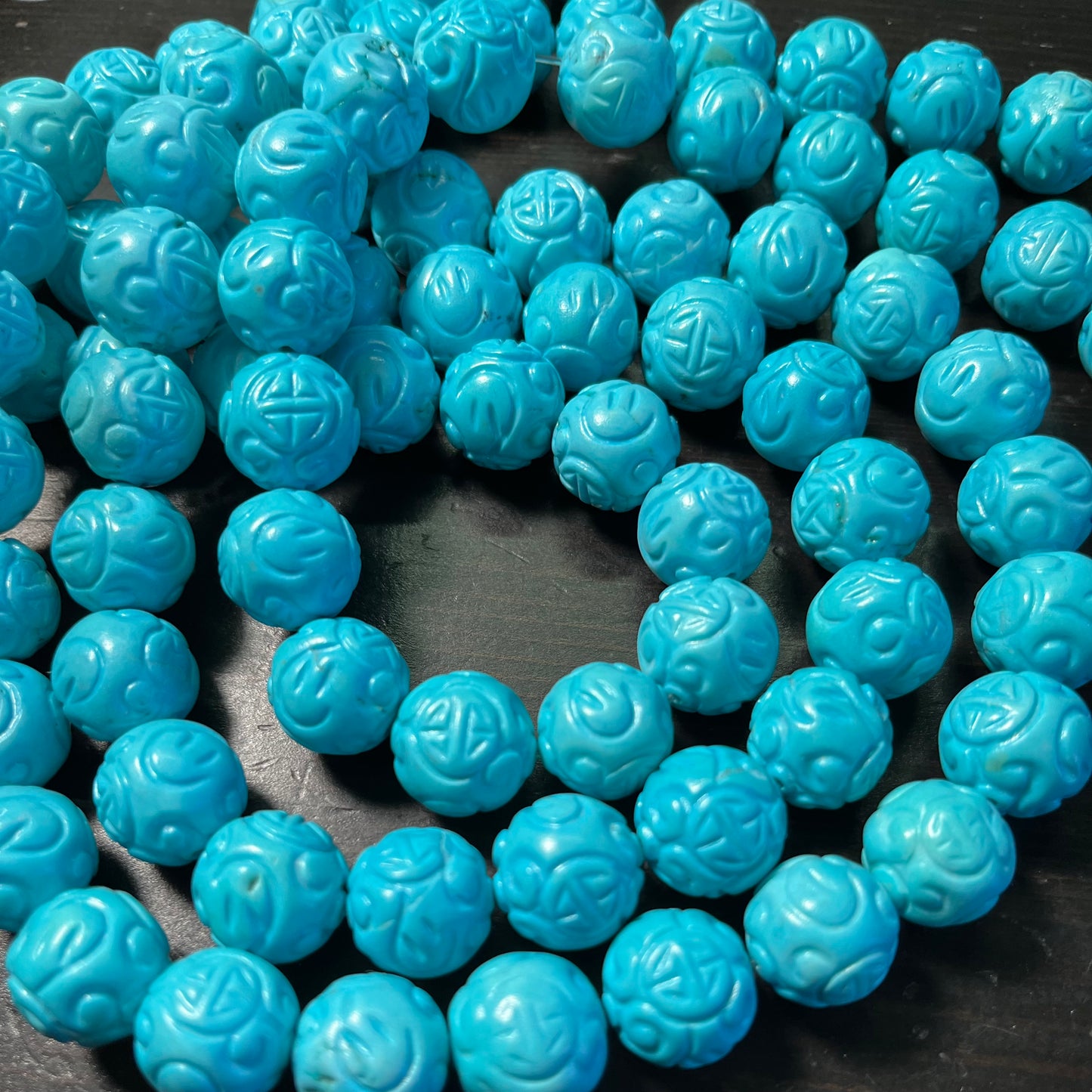 13.5mm Magnesite rounds, sky blue, 16 inch strand.